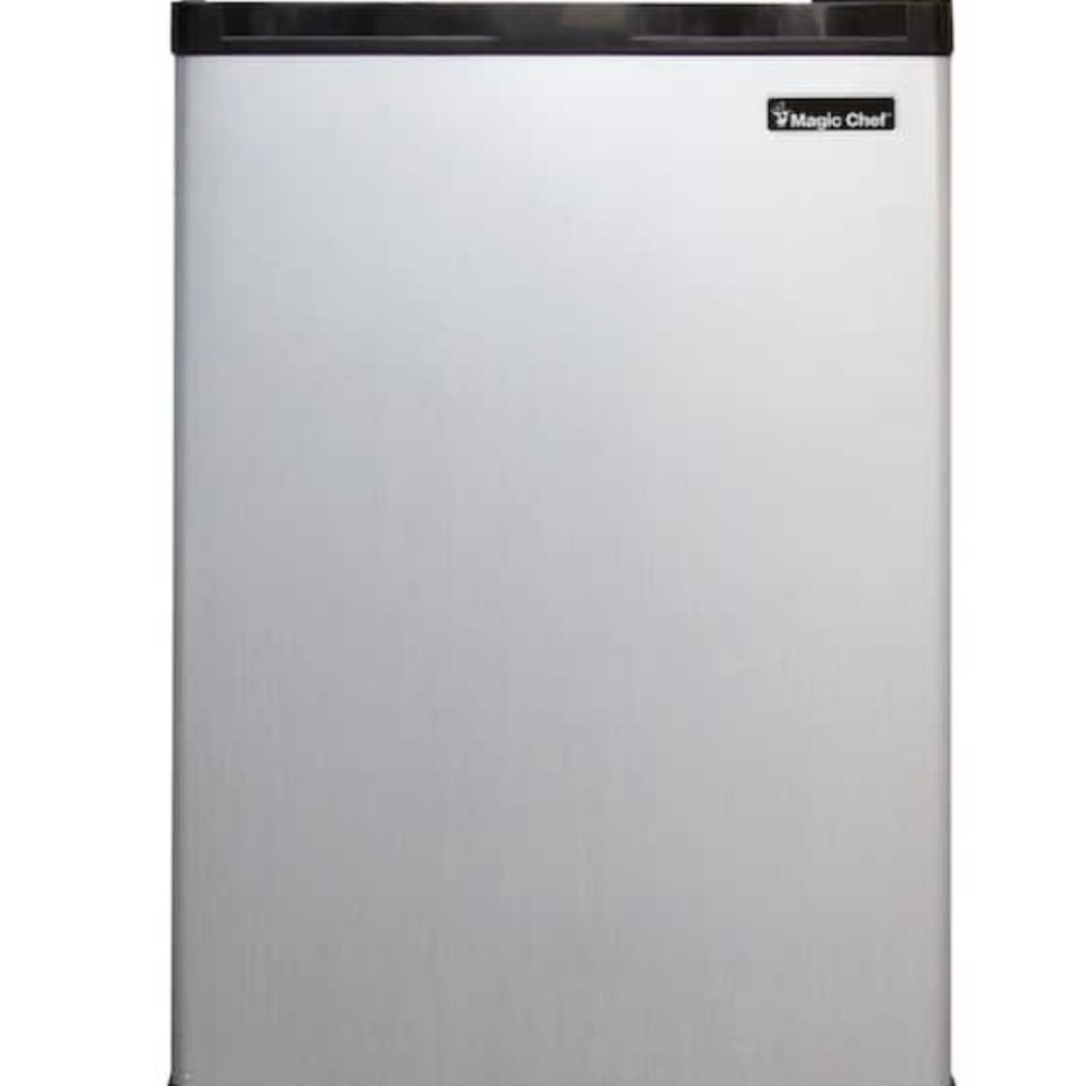 BRAND NEW Magic Chef Mini Fridge